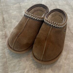 UGG Tasman Dark Tan Cozy Slippers with Open Back